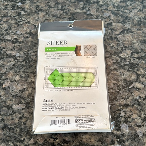 West Loop sheer diamond control top panty hose NWT - Picture 4 of 5